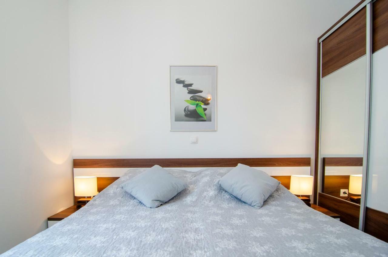 בול Apartments Sara 4 מראה חיצוני תמונה