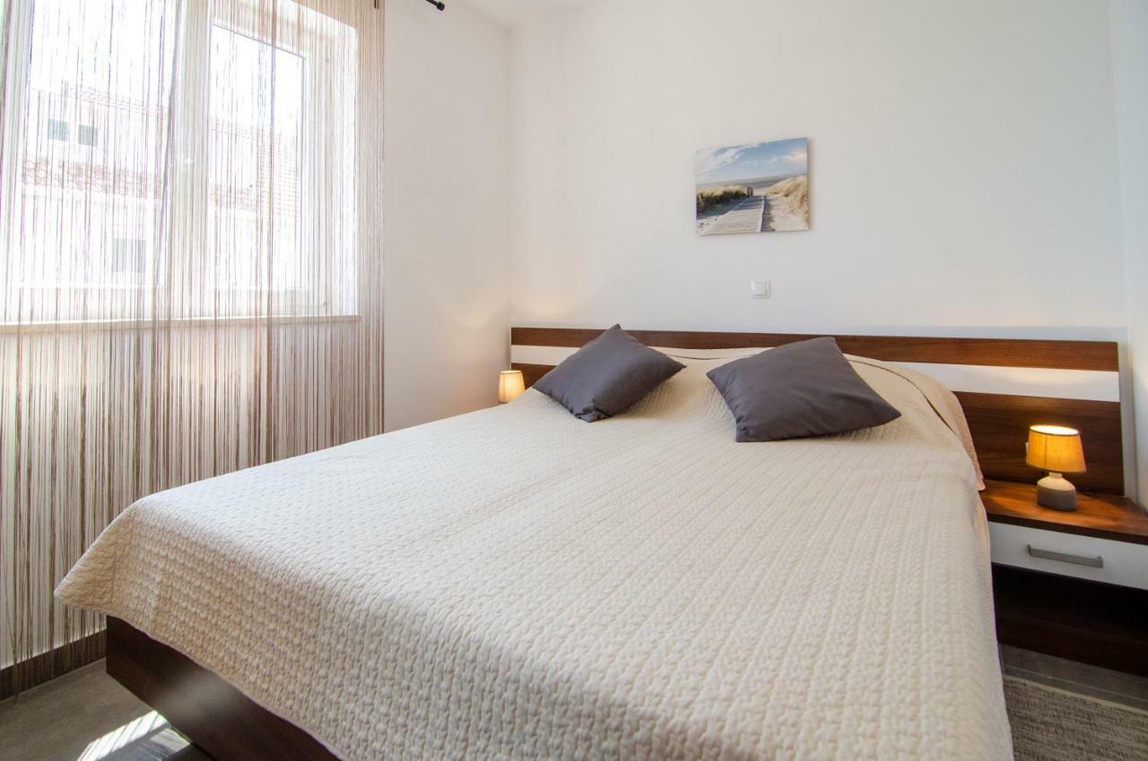 בול Apartments Sara 4 מראה חיצוני תמונה
