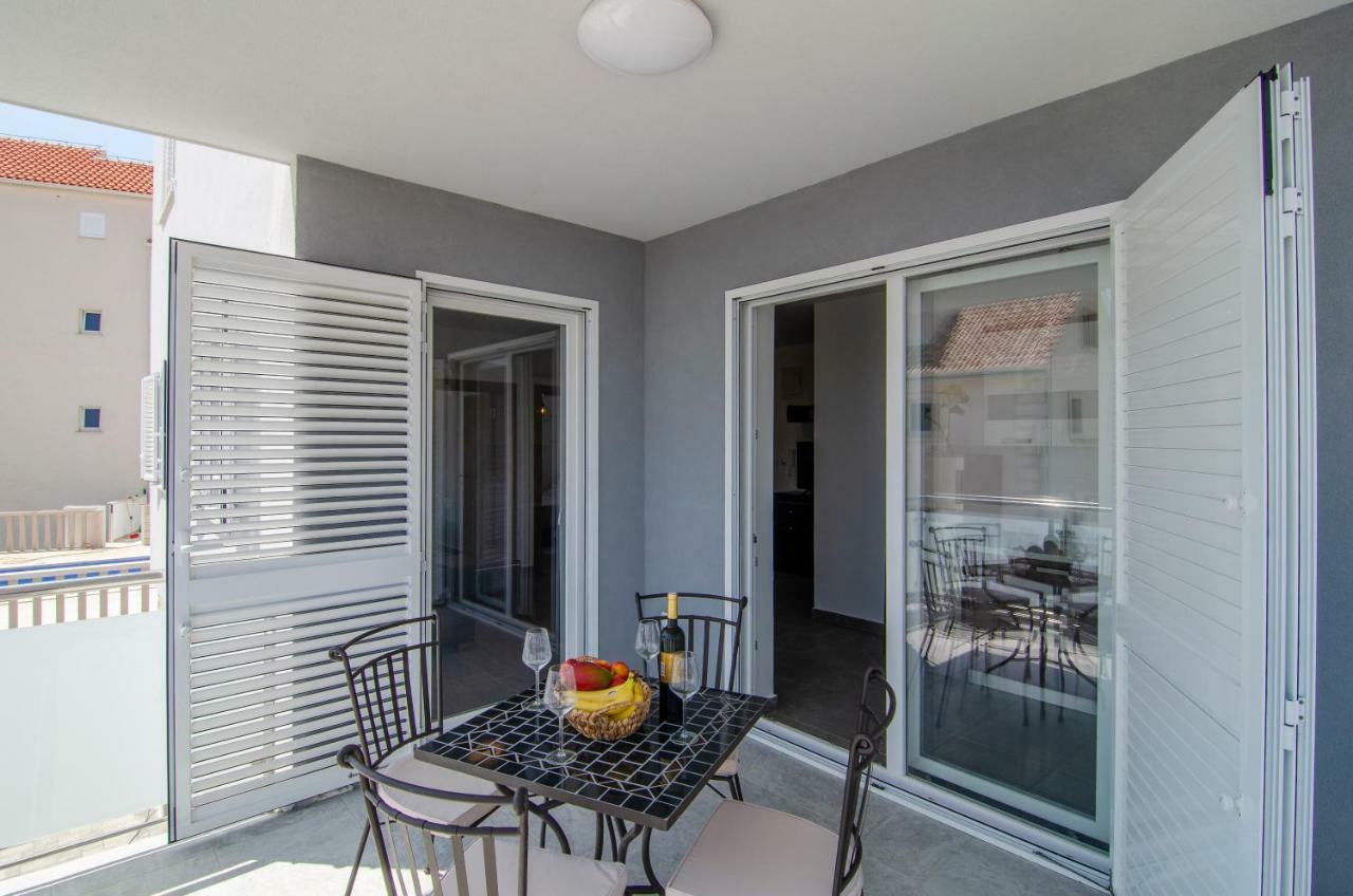 בול Apartments Sara 4 מראה חיצוני תמונה