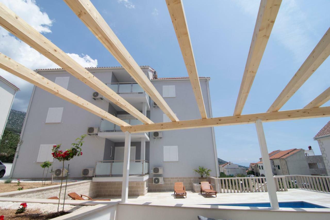 בול Apartments Sara 4 מראה חיצוני תמונה