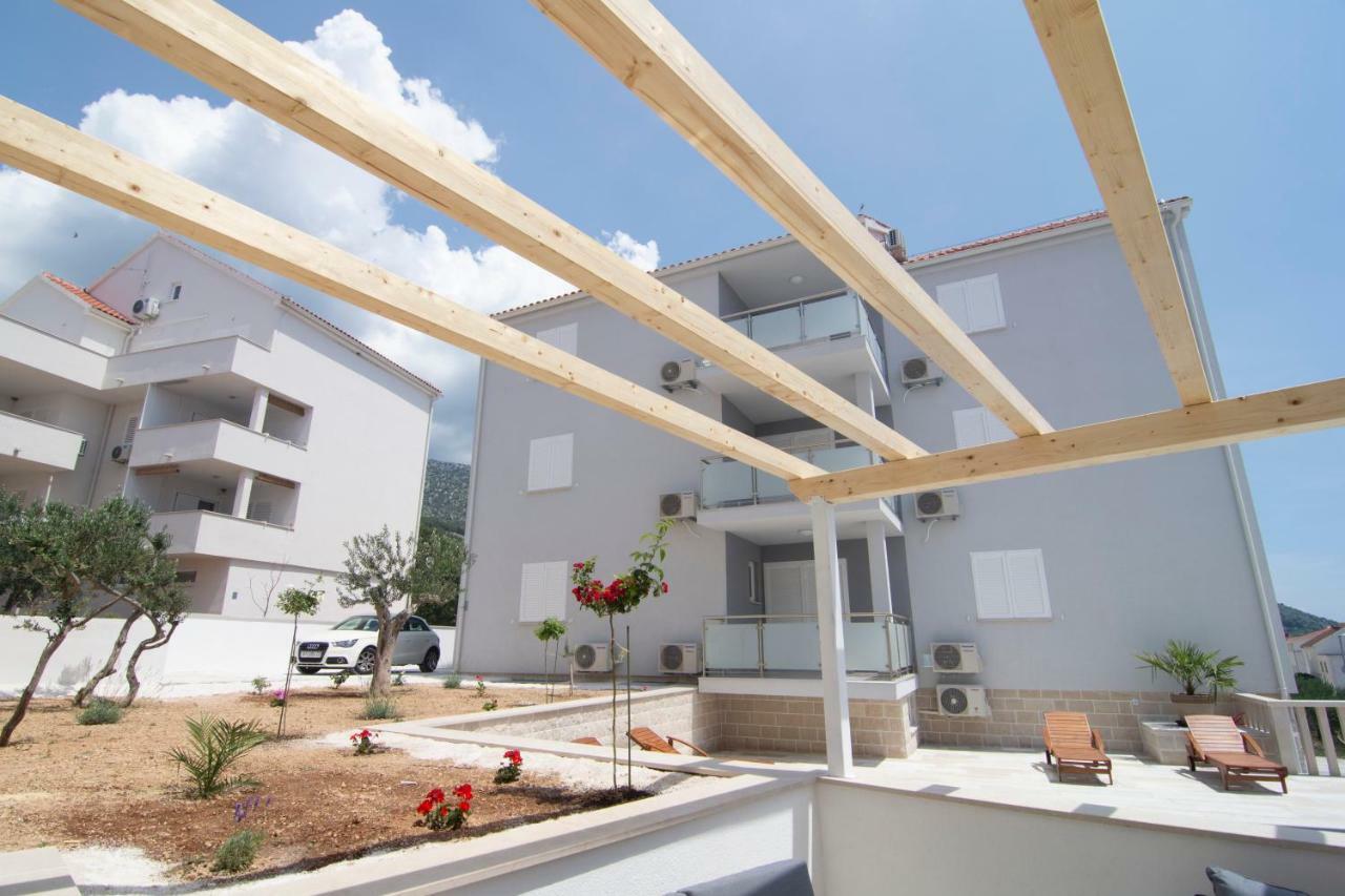 בול Apartments Sara 4 מראה חיצוני תמונה
