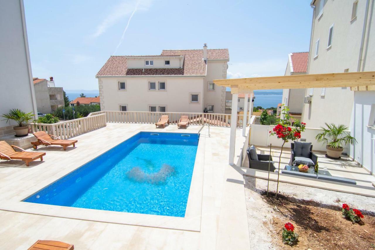 בול Apartments Sara 4 מראה חיצוני תמונה