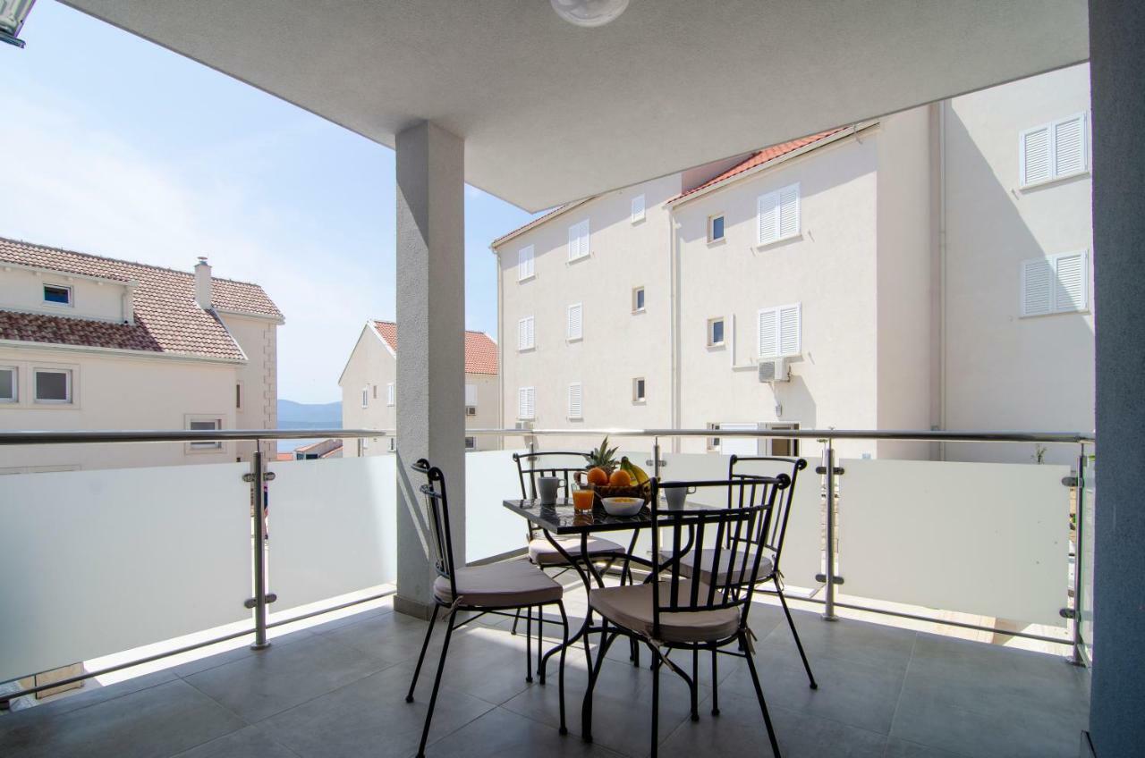 בול Apartments Sara 4 מראה חיצוני תמונה